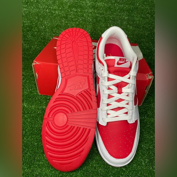 Dunk Low - Picture 2 of 3